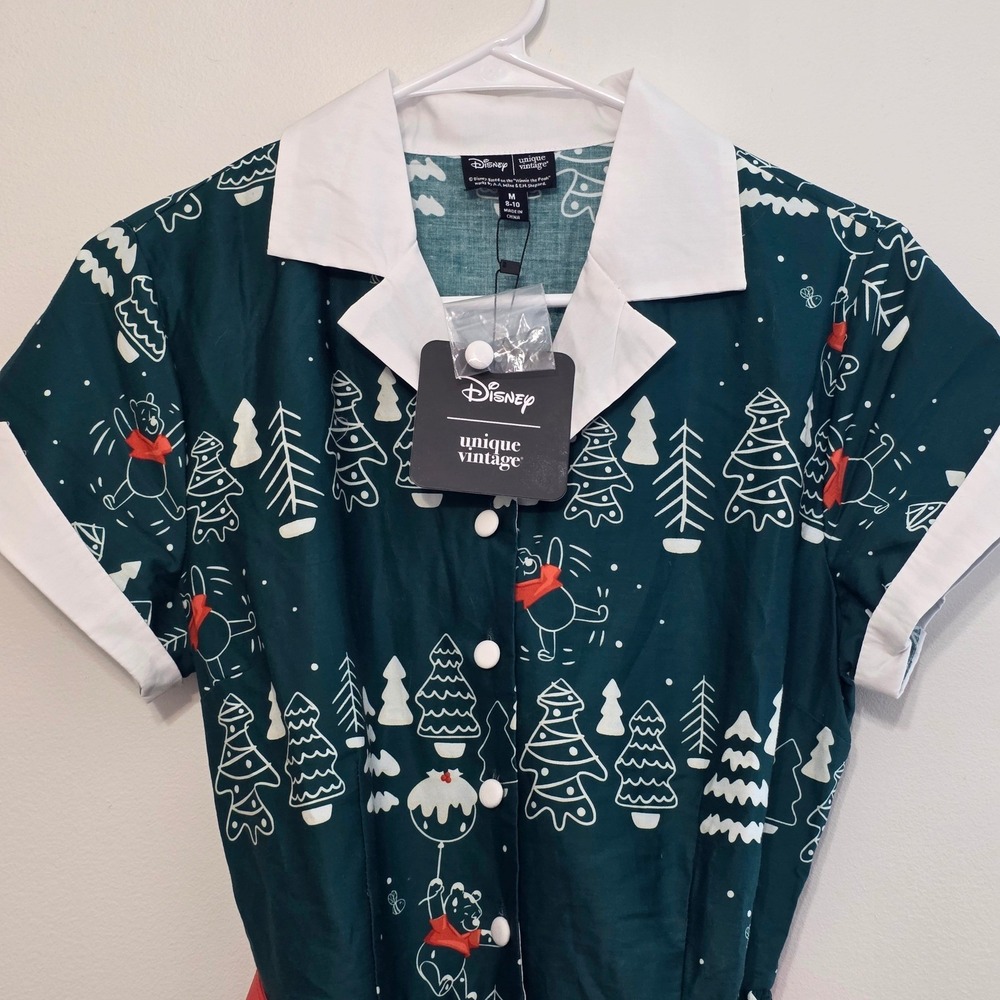 Disney Parks Unique Vintage Dress Women M Green NWT Winnie Pooh Christmas Retro